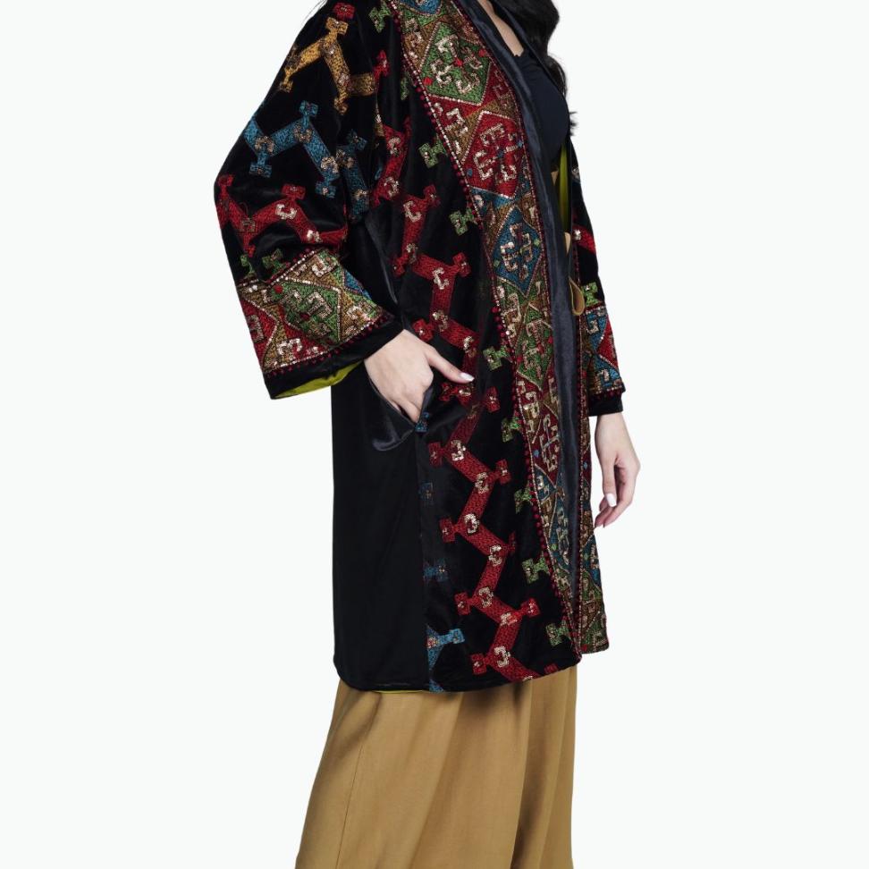 LAHAN - Short Embroidered Velvet Abaya